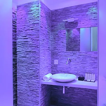 Duomo Apartahotel 4*